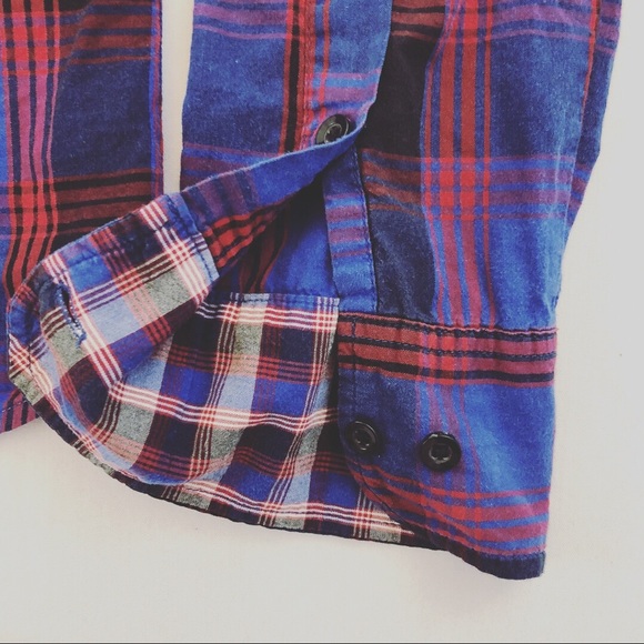 //A fine mess blue and red flannel// - Picture 2 of 5